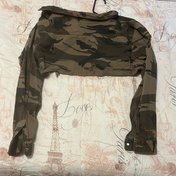Camouflage jacket - Picture 1 of 2